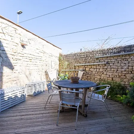 Maison Sainte-Marie-de-Ré, 4 pièces, 5 personnes - FR-1-258-122 Сasa de vacaciones *